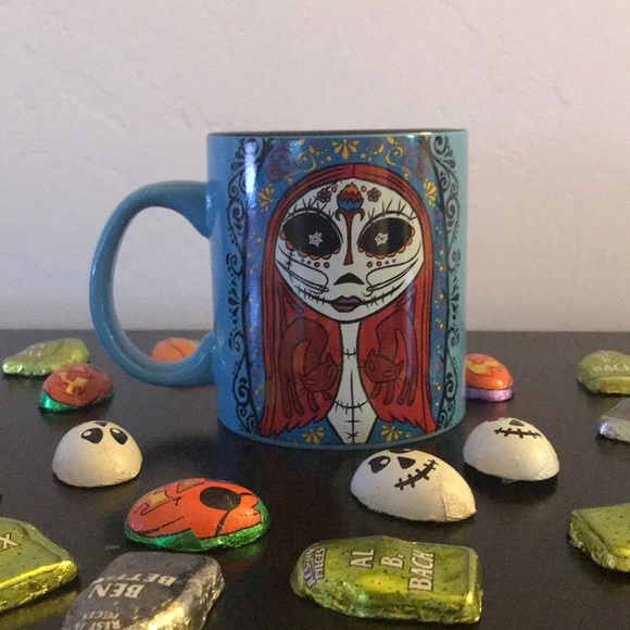 Disney Tim Burton’s The Nightmare before X-MAS - Picture 2 of 3